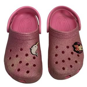 Junior CROCS Classic Glitter Clogs Pink Size J 2 Flat Classic Mules With Charm